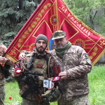 Бійцям 102 бригади ТрО вручили державні відзнаки (ФОТО)