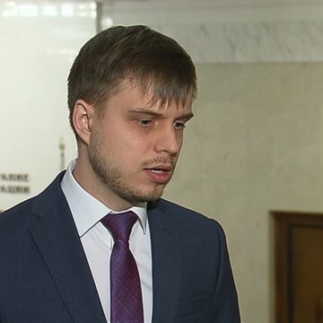 15 років позбавлення волі з конфіскацією усього майна: у Франківську засудили депутата Держдуми РФ