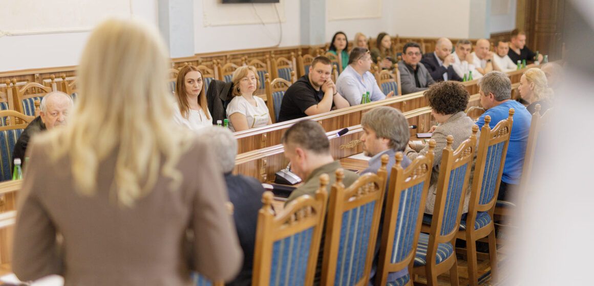 Прикарпатський бізнес запрошують долучатися до соціального проєкту “Турбота про родину Героя”
