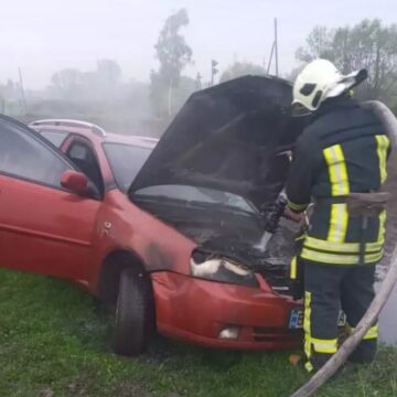 Зранку на Коломийщині горів легковий автомобіль