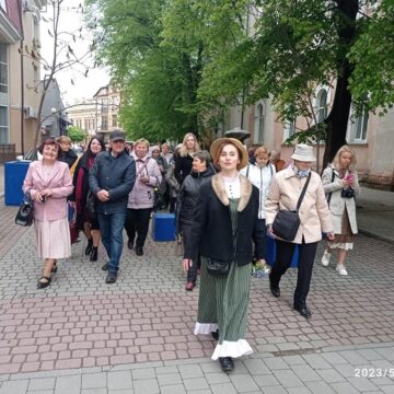 В Івано-Франківську провели костюмовану екскурсію середмістям