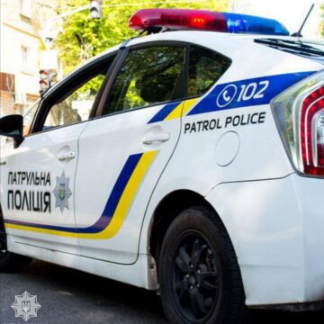 За день франківські патрульні виявили трьох осіб із наркотиками За день франківські патрульні виявили трьох осіб із наркотиками