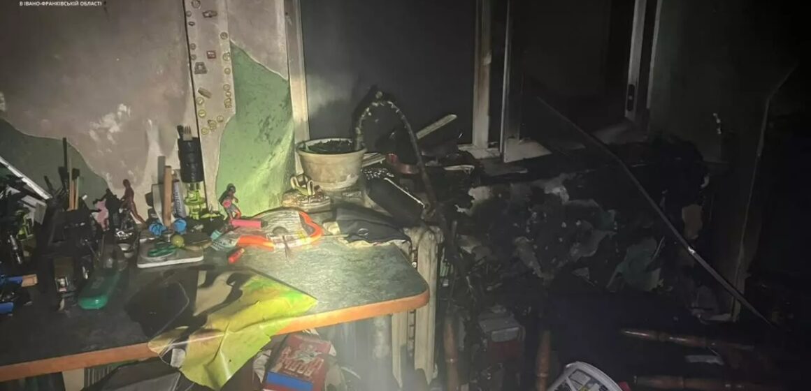 Вогнеборці ліквідували дві пожежі в Івано-Франківську