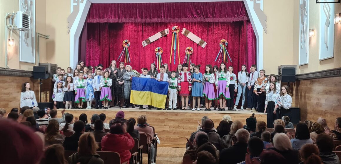 Відбувся творчий звітний концерт учнів та викладачів Снятинської дитячої музичної школи