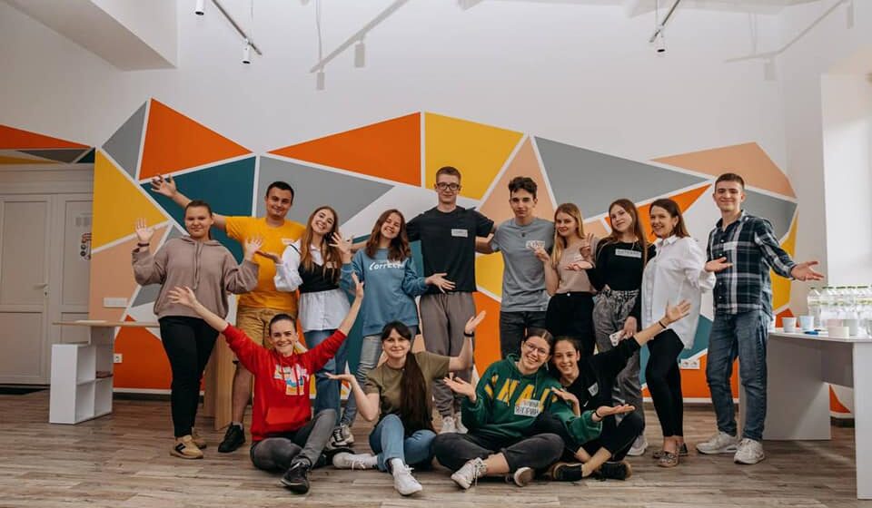 У Бурштині навчають молодь розвивати громаду, втілюючи ініціативи