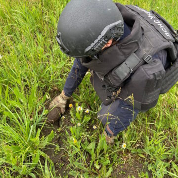 На Тлумаччині піротехніки знищили застарілий артснаряд