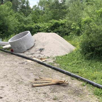 На Надвірнянщині розпочали заміну труб на водогоні Любіжня-Делятин
