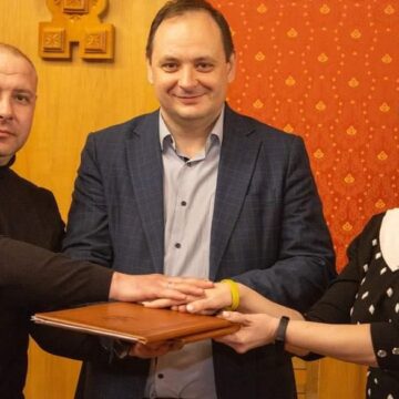Івано-Франківськ фінансово допоможе двом населеним пунктам у епіцентрі бойових дій