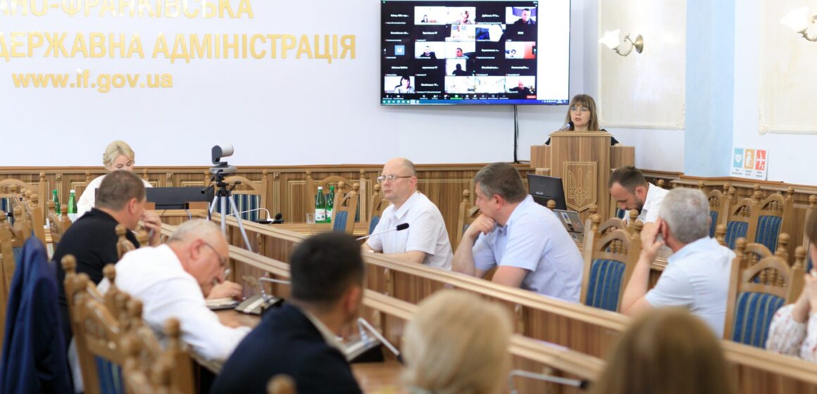 Ще 20 дітей загиблих на війні захисників вирушать на відпочинок у Карпати