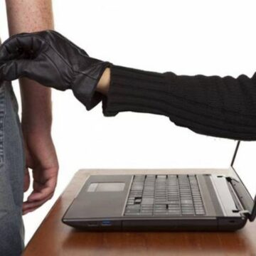 Соціальні виплати та псевдобанкіри: аферисти продовжують спустошувати гаманці прикарпатців