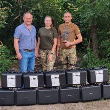 Із Коломийської громади передали ще 11 дронів для “едельвейсів” на передову