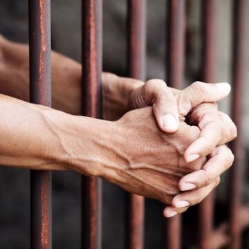 Вісім років проведе за ґратами житель Надвірнянщини, який до смерті побив знайомого