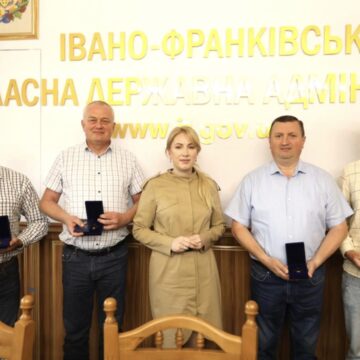 Представників Української Спілки ветеранів Афганістану «Волонтерське крило» з  Рогатина нагородили відзнакою «Волонтерська доблесть»
