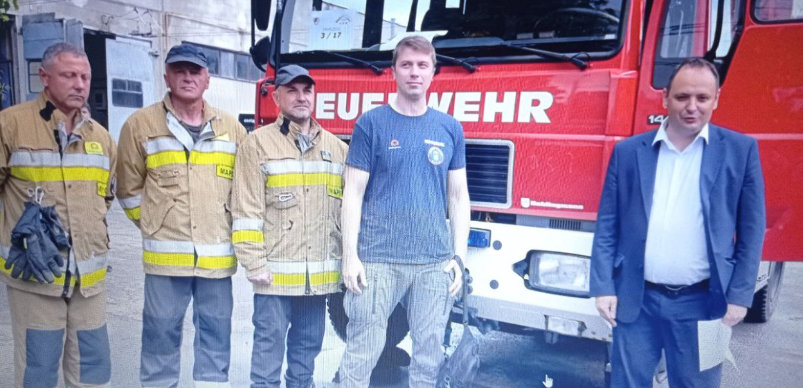 Франківські МАРСіани отримали пожежний автомобіль від німецького міста-побратима