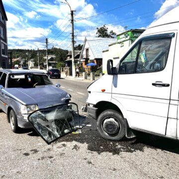 У Делятині внаслідок аварії двоє людей отримали травми