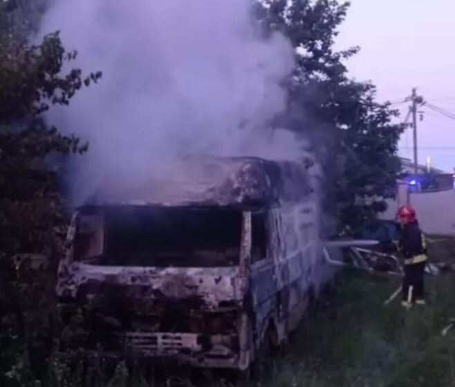 Зранку в Угриневі згорів автомобіль