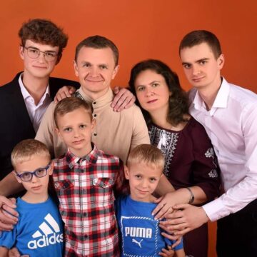 24 родини із Калуської громади взяли участь у фотоакції «Родина в об’єктиві»