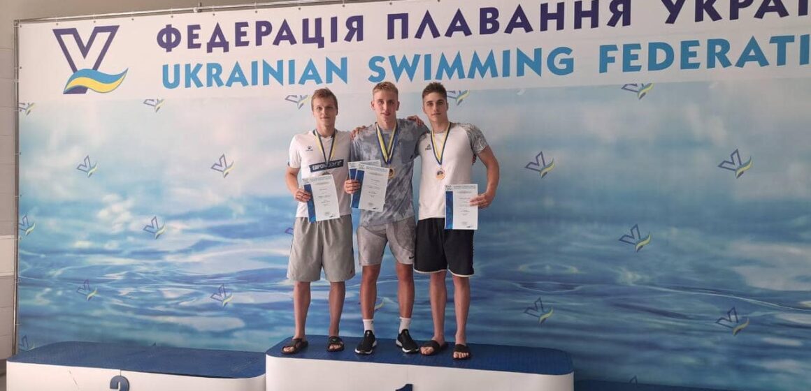 Прикарпатські спорсмени відзначились на чемпіонаті України з плавання серед молоді та юніорів