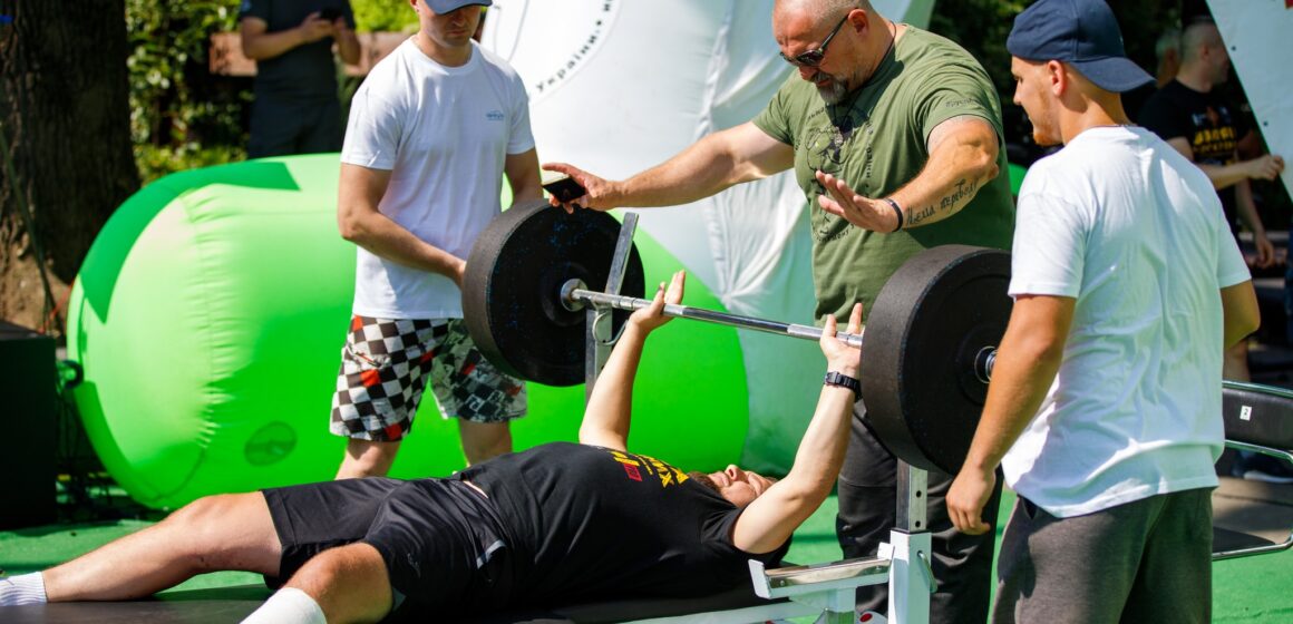 В Івано-Франківську відбувся чемпіонат області зі стронгмена серед військовослужбовців (ФОТО)