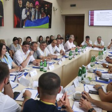 У Калуші обговорили проблемні питання адаптації та інтеграції переселенців в життя громади