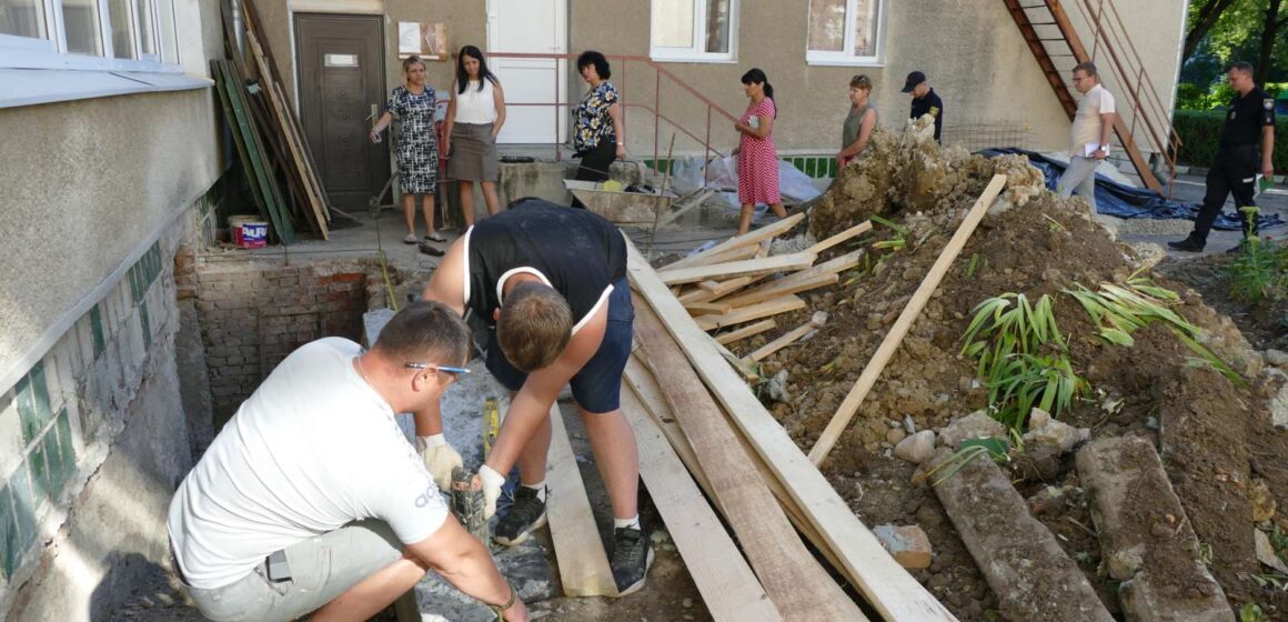 У Калуській громаді перевіряють підготовку закладів освіти до нового навчального року