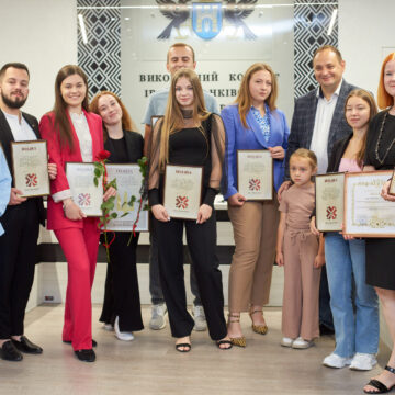 Молодіжних лідерів Івано-Франківська відзначили з нагоди Дня молоді