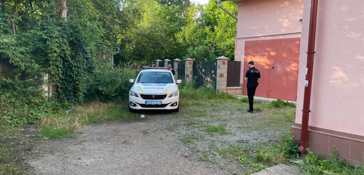 В Івано-Франківську розпивання спиртного закінчилося конфліктом та ножовими пораненнями
