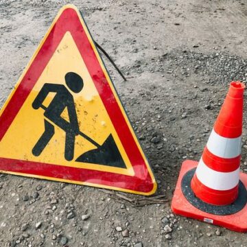 Керівник підприємства “заробив” на ремонті дороги в Калуші майже пів мільйона гривень
