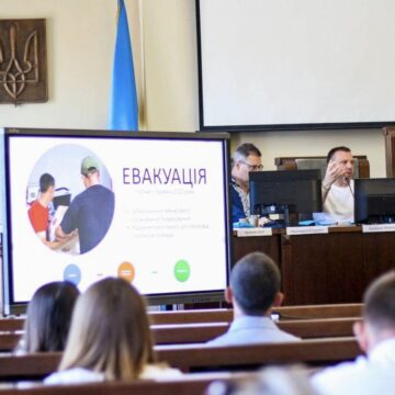 Як Коломийська громада допомагає вимушеним переселенцям