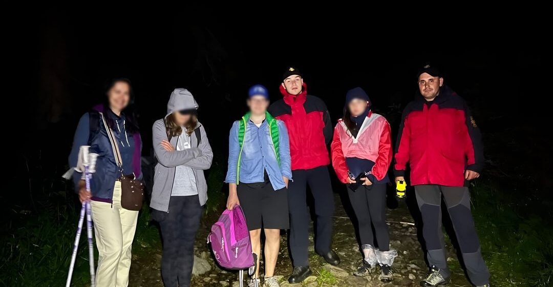 Четверо людей заблукали під час спуску із Говерли