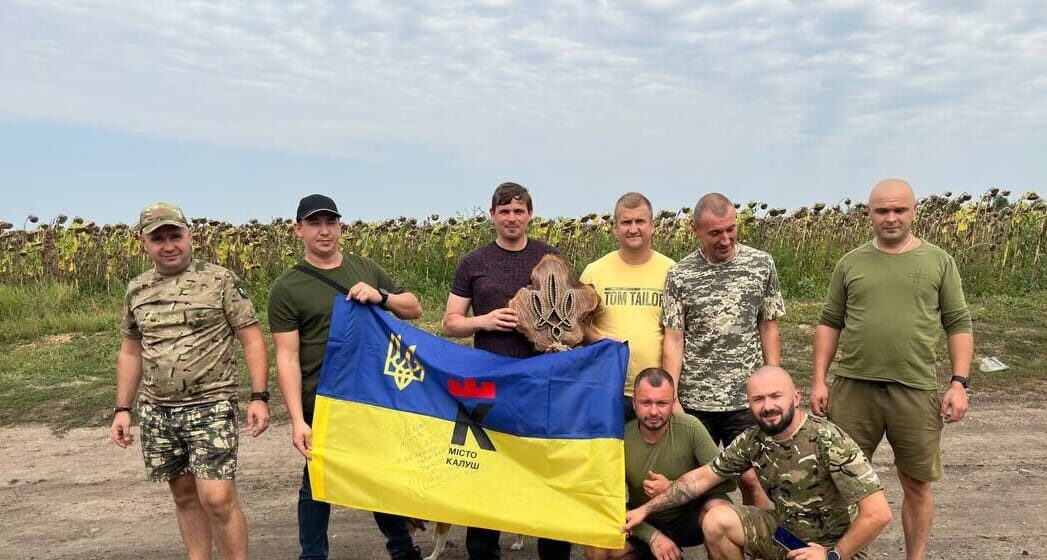 Захисникам із Калуської ТрО доставили допомогу від громади Захисникам із Калуської ТрО доставили допомогу від громади