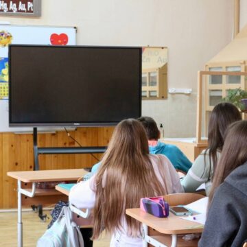 П’ятикласники Коломийської громади отримали мультиборди