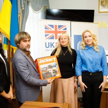 Для центрів надання послуг 22 громад Прикарпаття передали комп’ютерну техніку