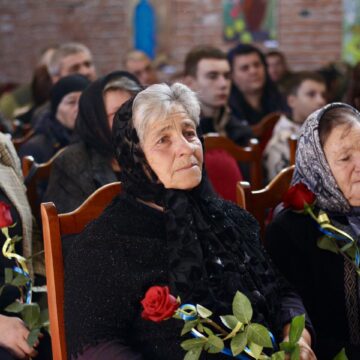 Сім’ям загиблих воїнів з Коломийської громади вручили нагороди, присвоєні захисникам посмертно