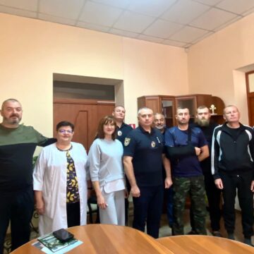 Керівник поліції Прикарпаття відвідав штурмовиків бригади «Лють», які проходять лікування в обласному центрі