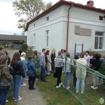 “Шляхами Наталії Кобринської в м. Болехові”: провели екскурсію новоствореним культурно-туристичним маршрутом