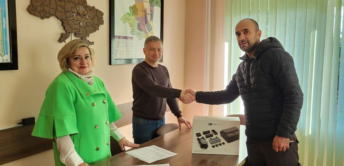 У Бурштині за кошти з аукціону до Дня міста придбали квадрокоптер для військових