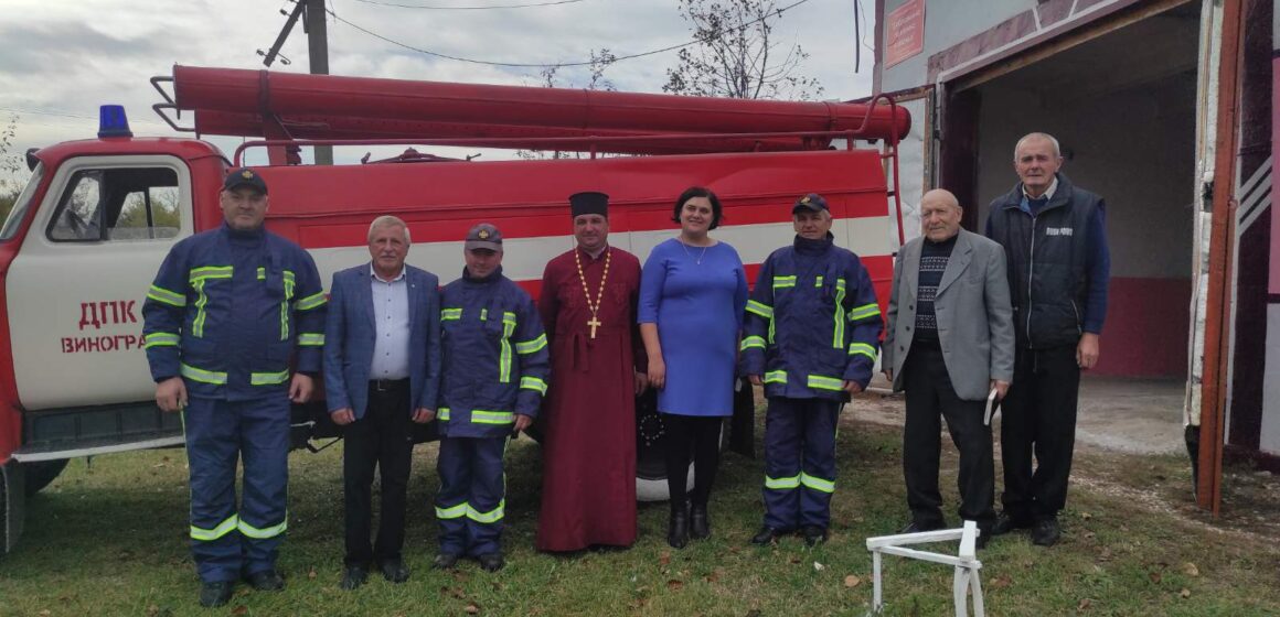 На Городенківщині відбулося відкриття та освячення відремонтованої будівлі Добровільної пожежної команди