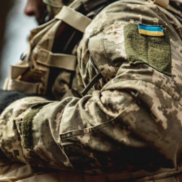 Перші 100 військових вже отримали по 15 тисяч гривень від Коломийської громади