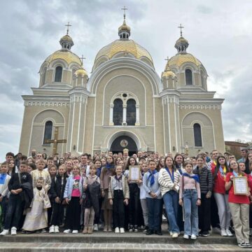 90-річчя спільноти «Українська молодь — Христові» відзначили у калуському храмі святого Архистратига Михаїла