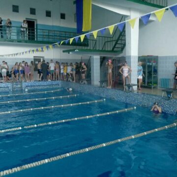 У Калуші проходить чемпіонат Івано-Франківської області з плавання