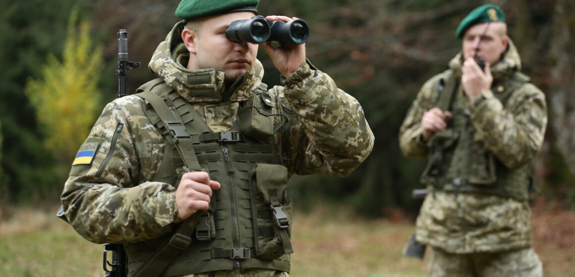 Шестеро прикарпатців намагалися незаконно потрапити за кордон