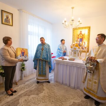 У каплиці міського перинатального центру освятили головну ікону