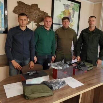 У Бурштині продовжують підсилювати захисників необхідною амуніцією