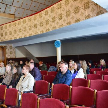 У Надвірній відбулося громадське обговорення щодо ліквідації юридичної особи МПЦ