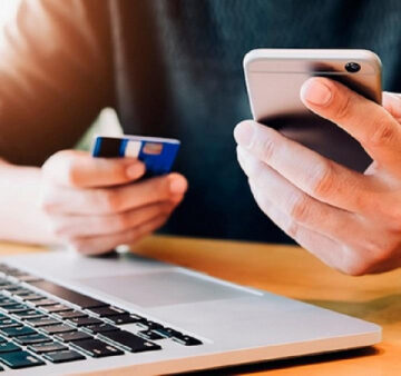 Відразу двоє мешканців Калущини потрапили в аферу з банківськими шахраями