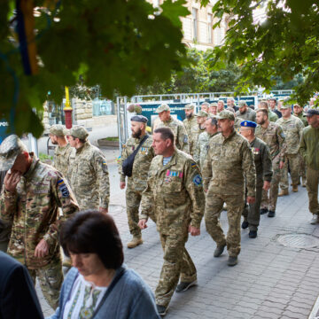 До Дня захисників і захисниць України середмістям Івано-Франківська пройшла пам’ятна хода