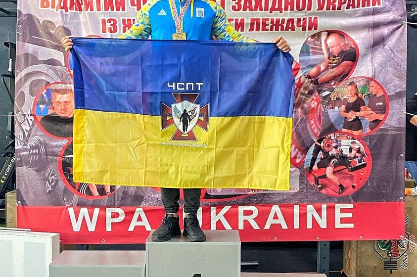 Прикарпатський пожежник встановив світовий рекорд із пауерліфтингу
