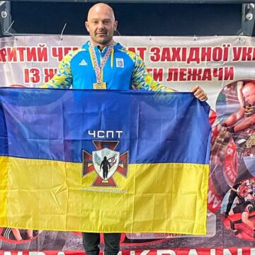 Прикарпатський пожежник встановив світовий рекорд із пауерліфтингу