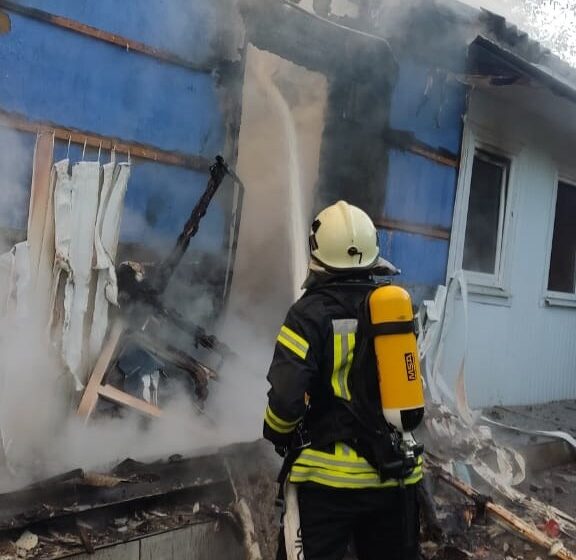 На Коломийщині внаслідок пожежі житлового будинку постраждав власник помешкання